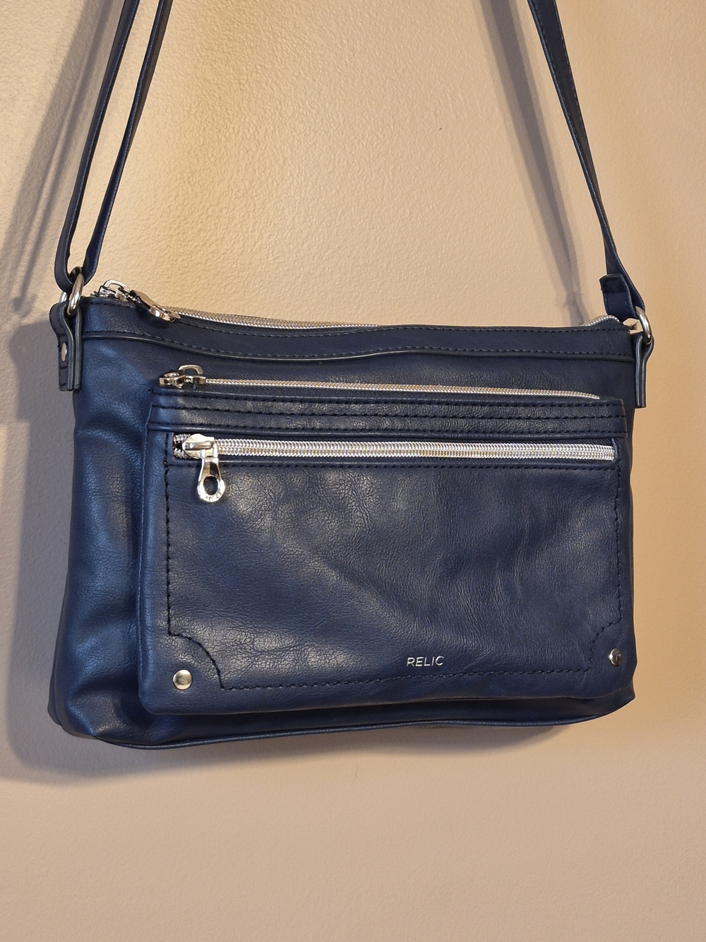 Relic by Fossil Navy Crossbody Bag - Sleek Leather Shoulder Purse